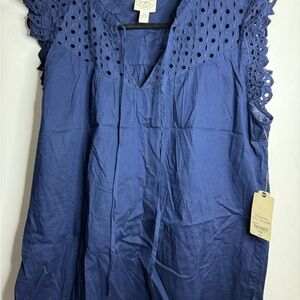 St. John’s Bay Eyelet Flutter Sleeve Blouse - Navy Blue - Size L NWT